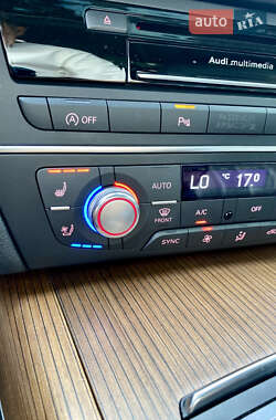 Седан Audi A6 2015 в 