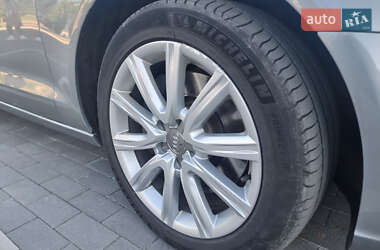 Седан Audi A6 2014 в 