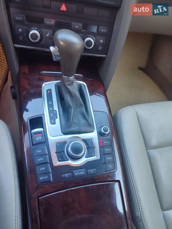 Седан Audi A6 2011 в 