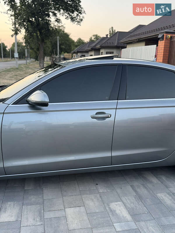 Седан Audi A6 2014 в Измаиле