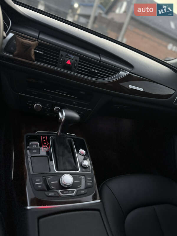 Седан Audi A6 2014 в Измаиле