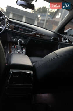 Седан Audi A6 2014 в 