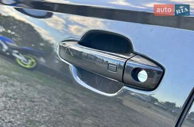 Седан Audi A6 2013 в 
