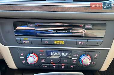 Седан Audi A6 2013 в 