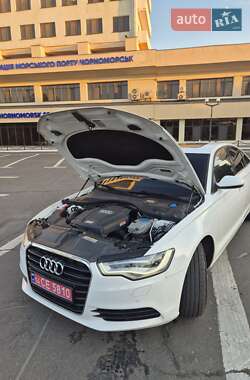 Седан Audi A6 2014 в 