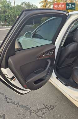 Седан Audi A6 2014 в 