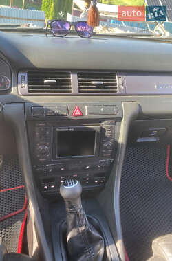 Универсал Audi A6 2004 в 