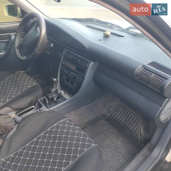 Седан Audi A6 1996 в Тернополе