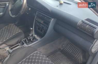 Седан Audi A6 1996 в 
