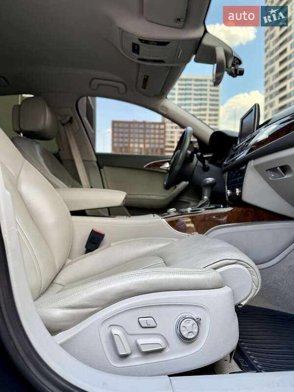 Седан Audi A6 2011 в Киеве