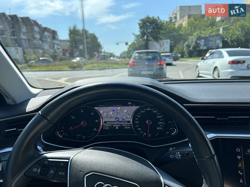 Седан Audi A6 2021 в Чопе