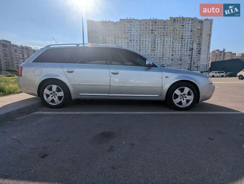 Универсал Audi A6 2001 в Киеве