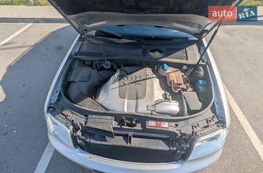 Универсал Audi A6 2001 в 