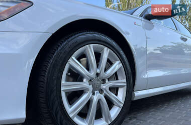 Седан Audi A6 2014 в 
