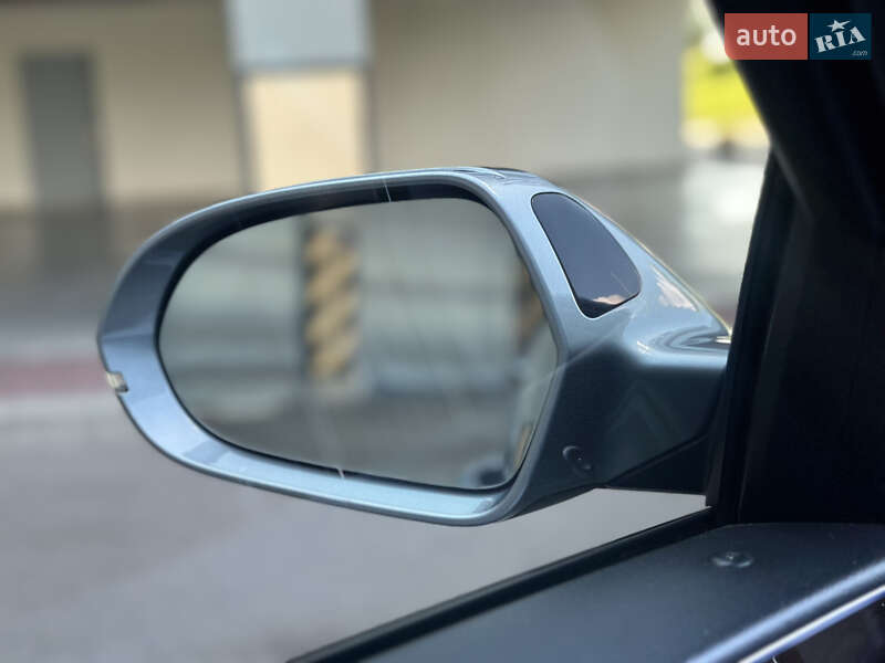 Седан Audi A6 2015 в Киеве