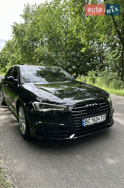 Седан Audi A6 2015 в 