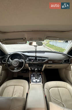 Седан Audi A6 2015 в 