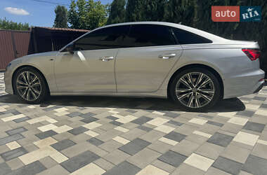 Седан Audi A6 2019 в 