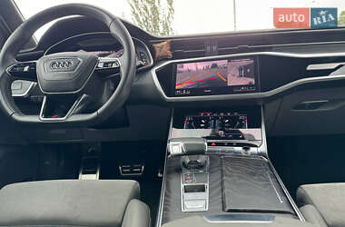 Седан Audi A6 2019 в 