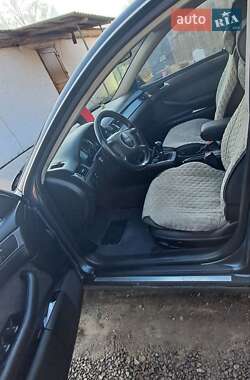 Универсал Audi A6 2003 в Костополе