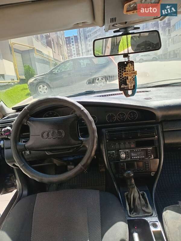 Седан Audi A6 1995 в Тернополе