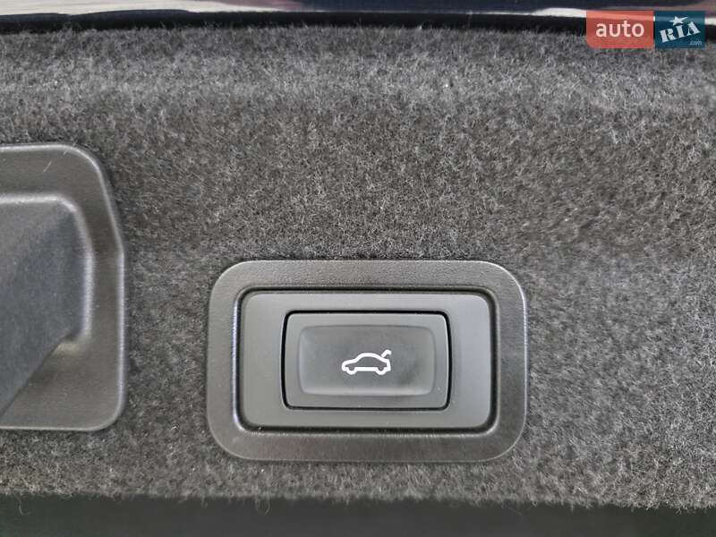 Седан Audi A6 2021 в Коломые