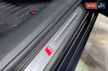 Седан Audi A6 2021 в 