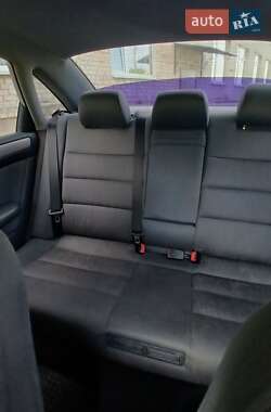 Седан Audi A6 1998 в 