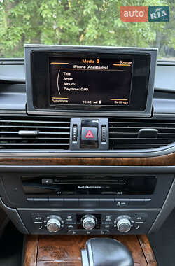 Седан Audi A6 2014 в 