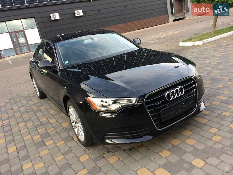 Седан Audi A6 2012 в Луцке