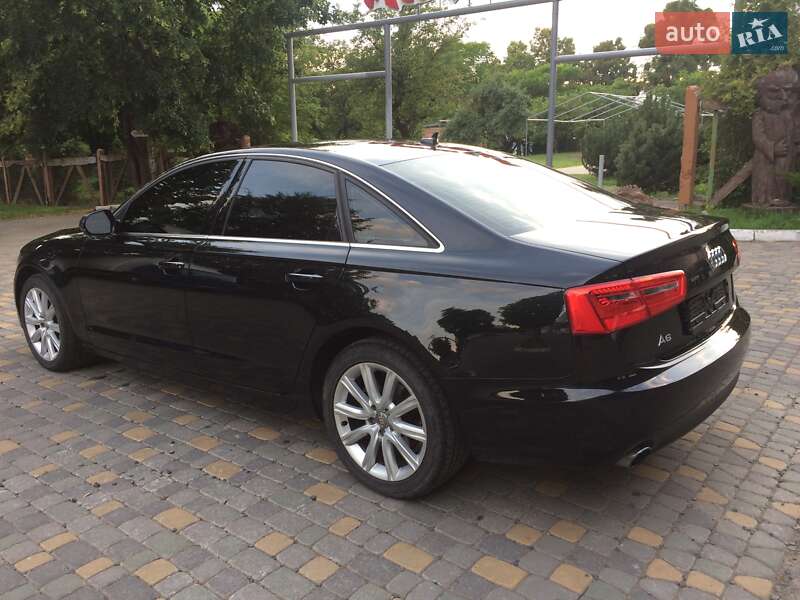 Седан Audi A6 2012 в Луцке