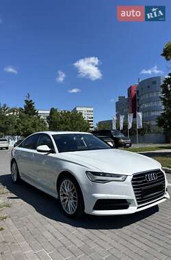 Седан Audi A6 2016 в 
