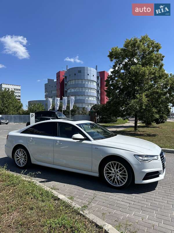 Седан Audi A6 2016 в Киеве