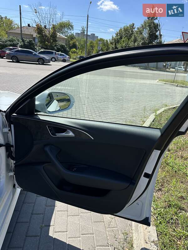Седан Audi A6 2016 в Киеве