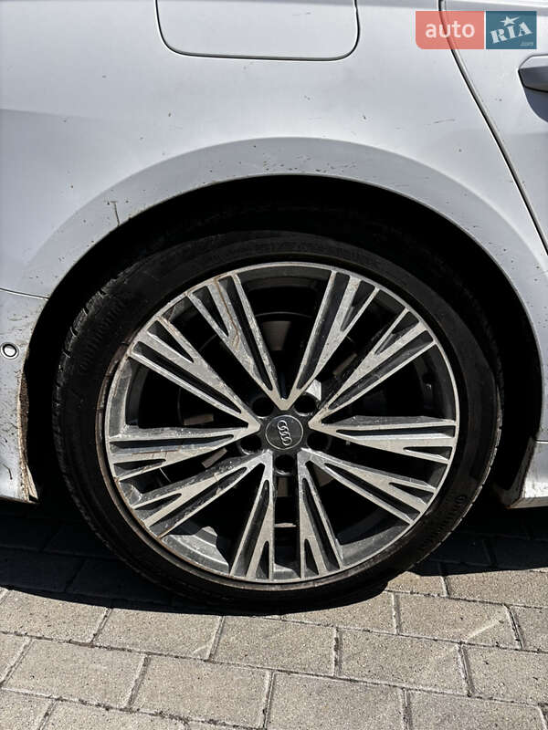 Седан Audi A6 2019 в Тернополе