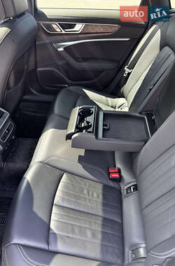 Седан Audi A6 2019 в 