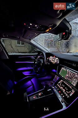 Седан Audi A6 2019 в 