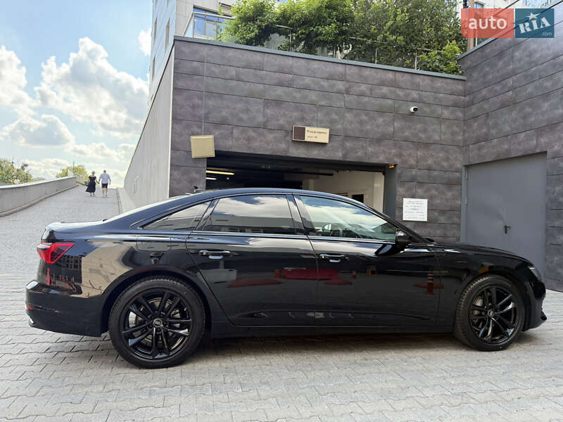Седан Audi A6 2023 в Киеве
