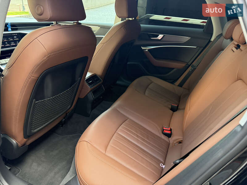 Седан Audi A6 2023 в Киеве