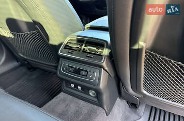 Седан Audi A6 2019 в 