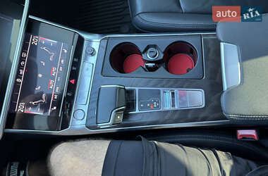 Седан Audi A6 2019 в 
