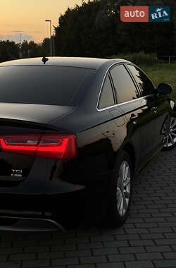 Седан Audi A6 2014 в 