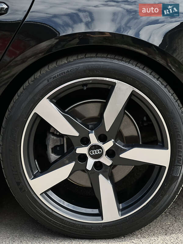 Седан Audi A6 2020 в Львове