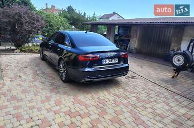 Седан Audi A6 2015 в 