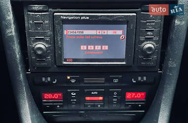 Седан Audi A6 2001 в 