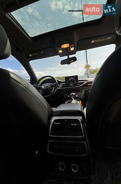 Седан Audi A6 2013 в 