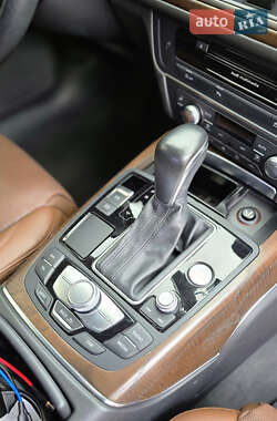 Седан Audi A6 2015 в 