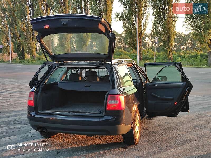 Универсал Audi A6 2003 в Киеве