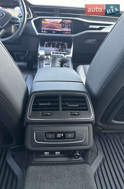 Седан Audi A6 2020 в 