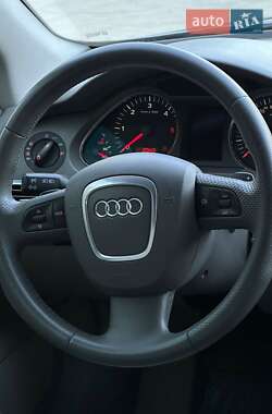 Седан Audi A6 2004 в 